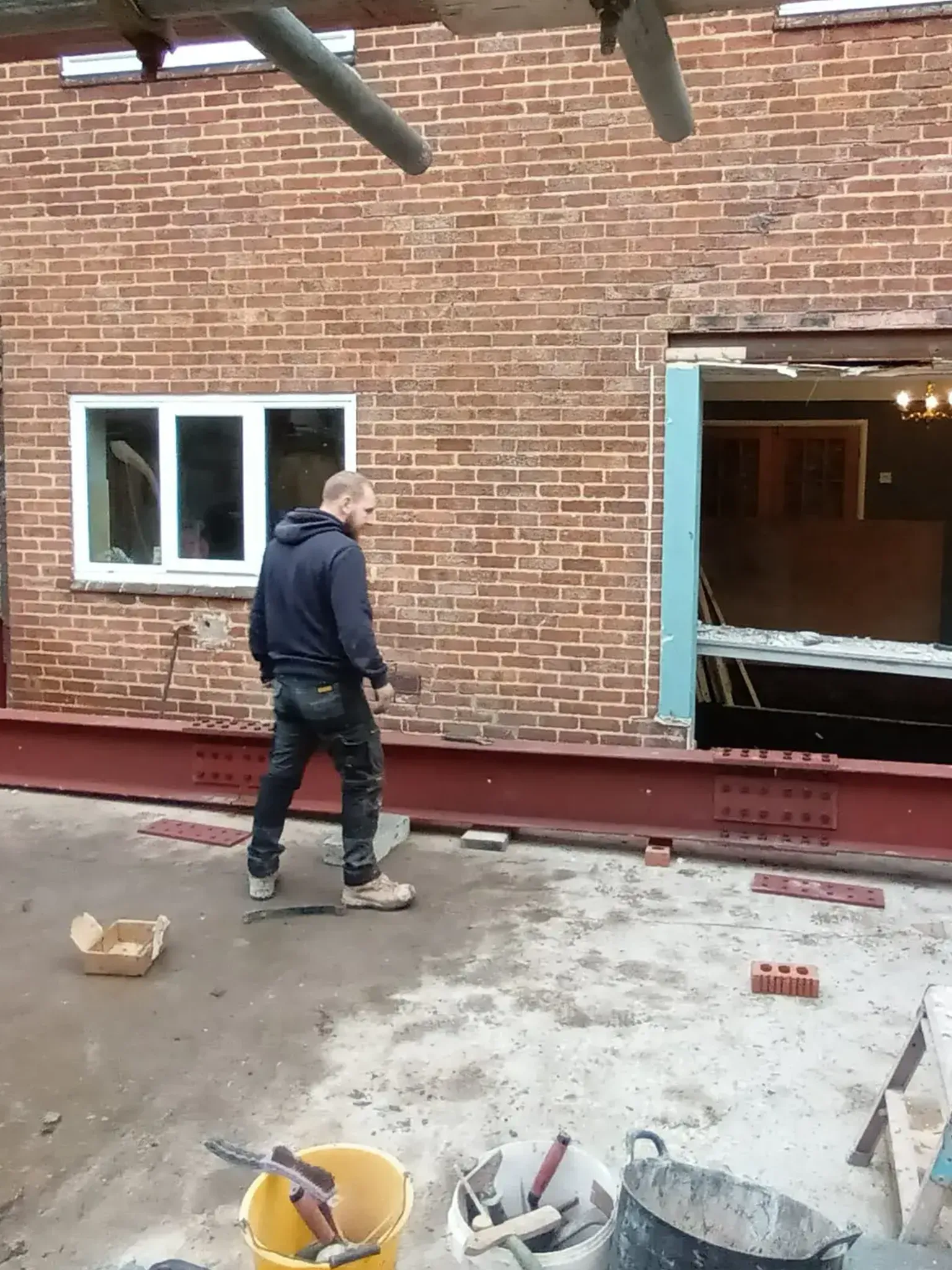 wall open